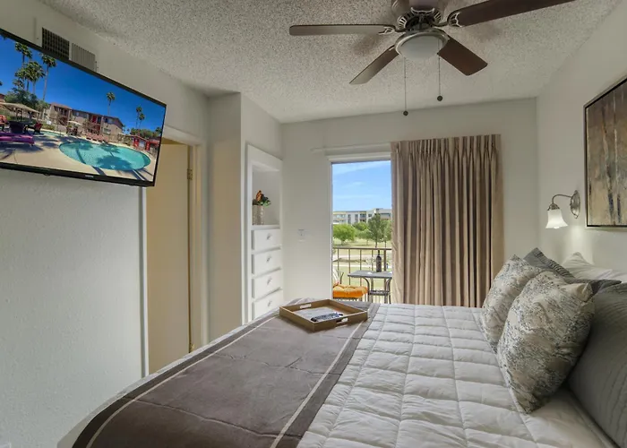 235 Fully Furnished 1br Suite-outdoor Pool Apartment