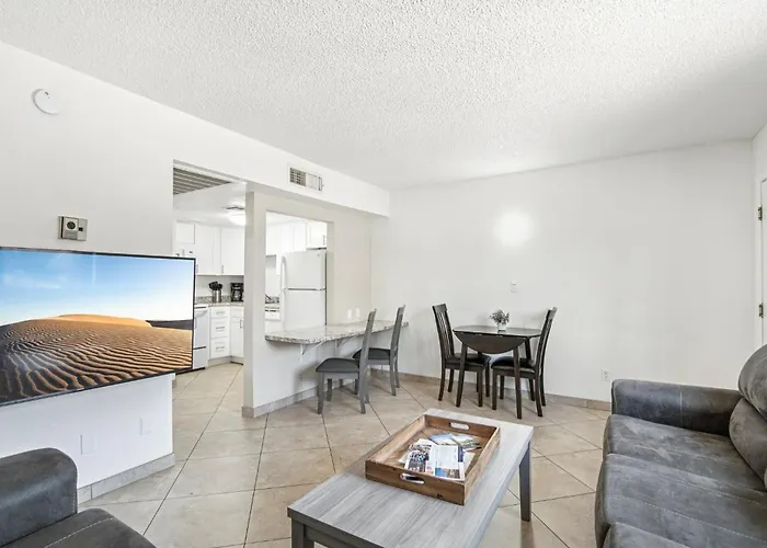 235 Fully Furnished 1br Suite-outdoor Pool Apartment Scottsdale