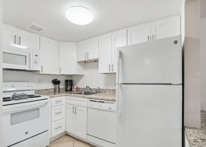 235 Fully Furnished 1br Suite-outdoor Pool Scottsdale