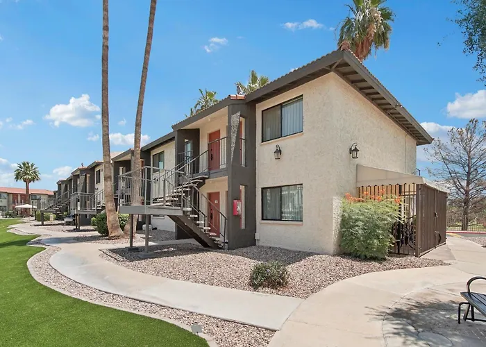 235 Fully Furnished 1br Suite-outdoor Pool